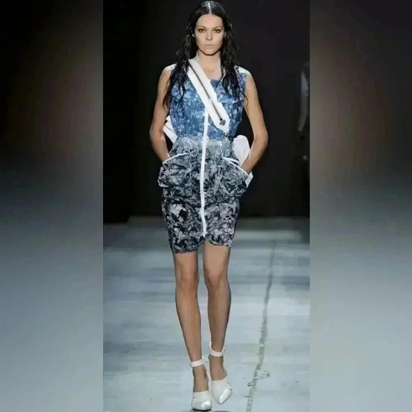 Alexander Wang Dresses & Skirts - Alexander Wang Spring 2012 Ready Wear Runway Symmetrical Print Mini Dress Size 6
